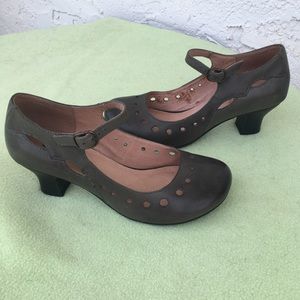 Miz Mooz gray Mary Jane heels